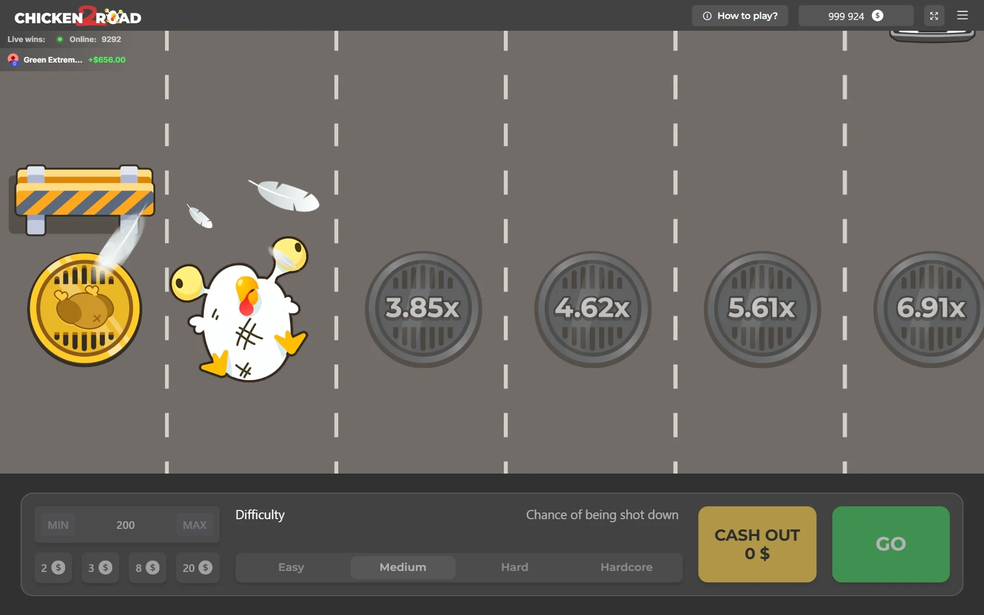 Interfaccia di Chicken Road 2 con griglia di gioco, gallina e controlli principali